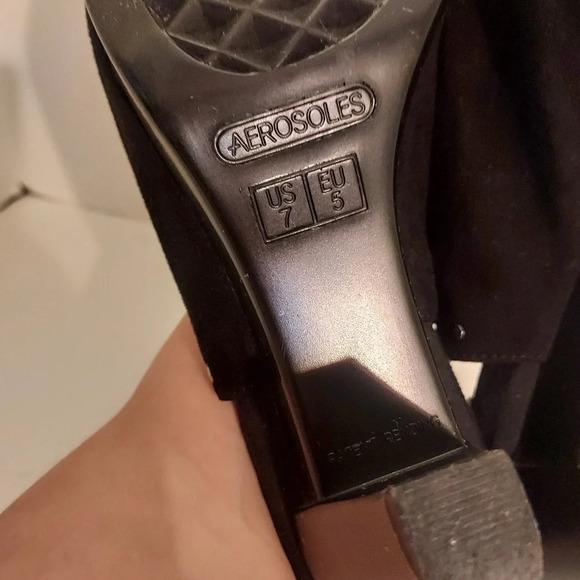 Aerosoles Heelrest Black Suede Haven Peep Toe Slingback Heels in Size 7 M - Picture 11 of 14